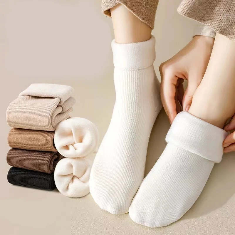 🧦💥Dam plysch‑toffelstrumpor – Tjock fleecefodrade halkfria golvstrumpor, perfekta för hemmabruk på vintern ✨-2