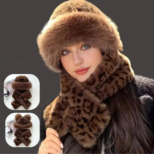 Zestaw czapka i szalik z pluszu w panterkę (dwuczęściowy)
